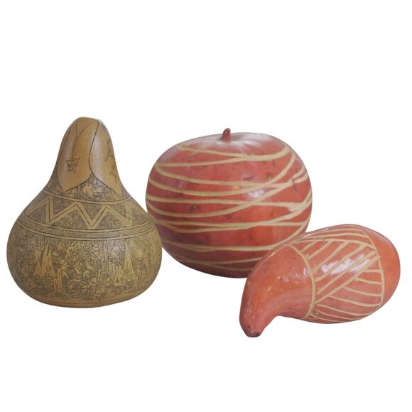 Hand Crafted Other - Peruvian Folk Art Gourd Lot of 3 Guillermo Ventura Cochas Chico Hand Carved